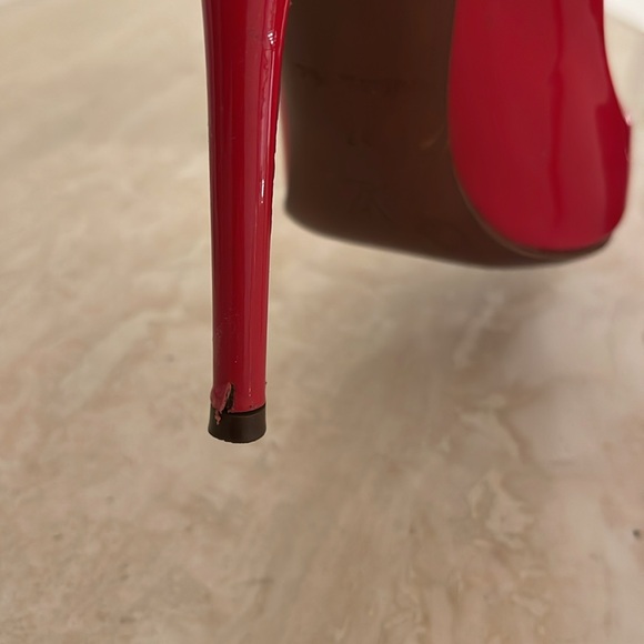 Louis Vuitton Pumps/Heels. Used. Size 37. Guaranteed Authentic - Picture 9 of 15